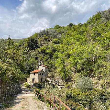 Locazione Turistica Fantasma Сasa de vacaciones Pietrabruna